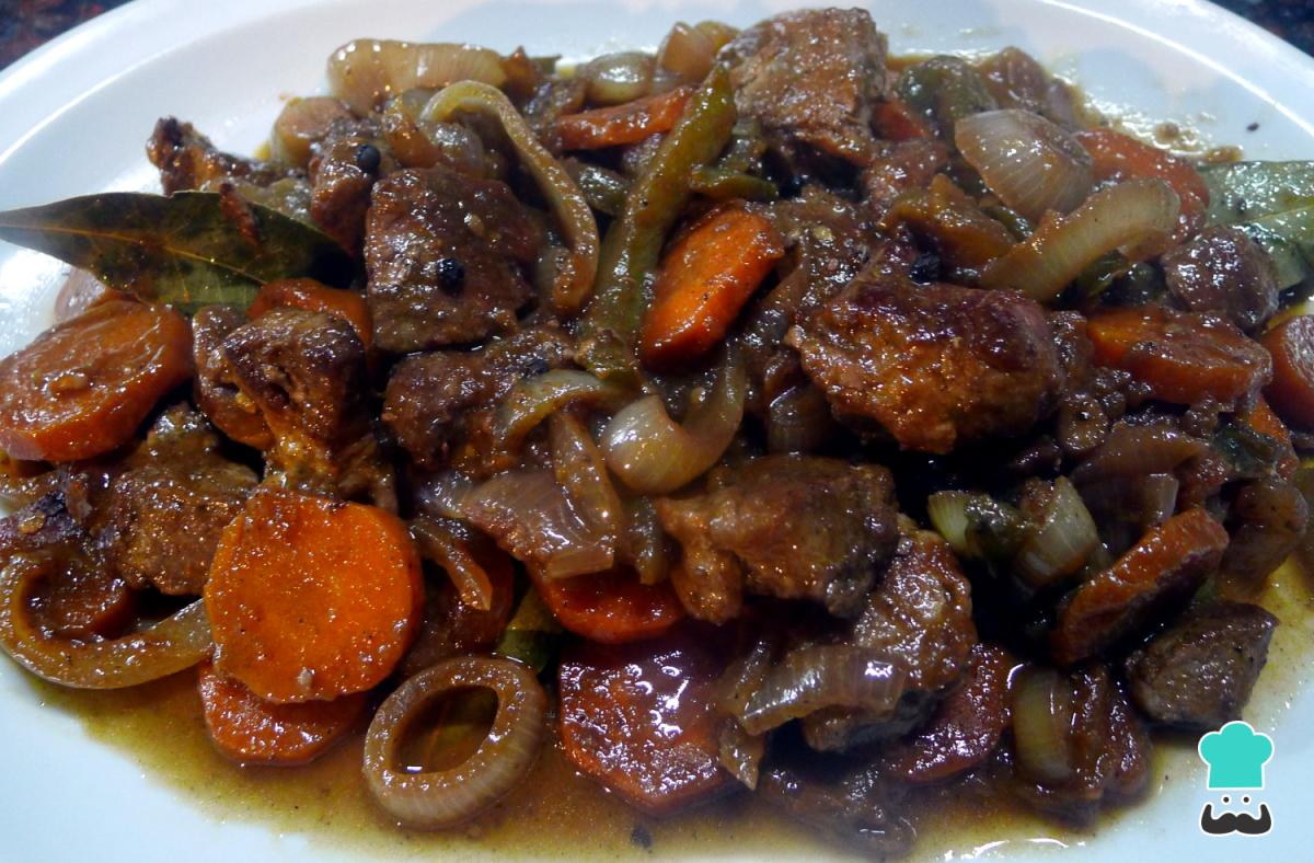 Recette de surlonge en sauce au vin rouge