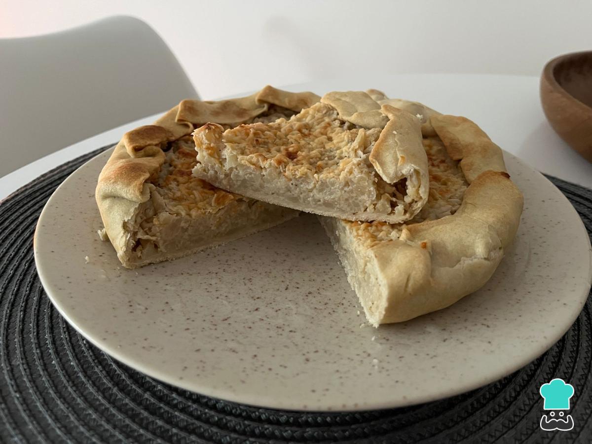 Recette de tarte au chou-fleur et à la sauce blanche