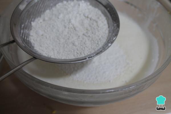 Recette de Coca de llanda au yaourt - Étape 3