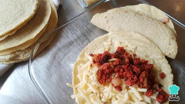 Snacks mexicains - Quesadillas au chorizo ​​​​