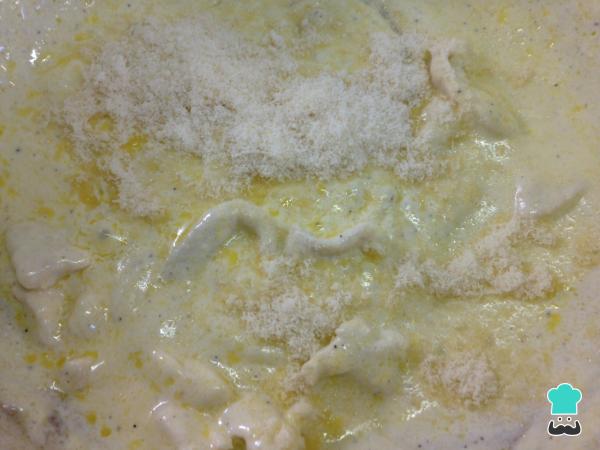 Recette de pâtes au poulet à la sauce Alfredo - Étape 4
