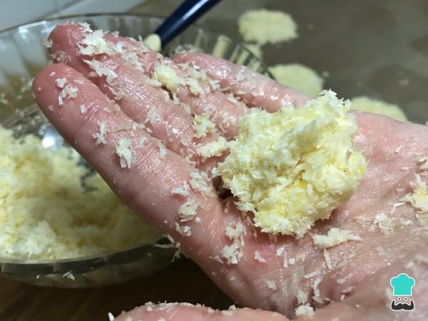 Recette d'Alfajores à la noix de coco - Étape 2