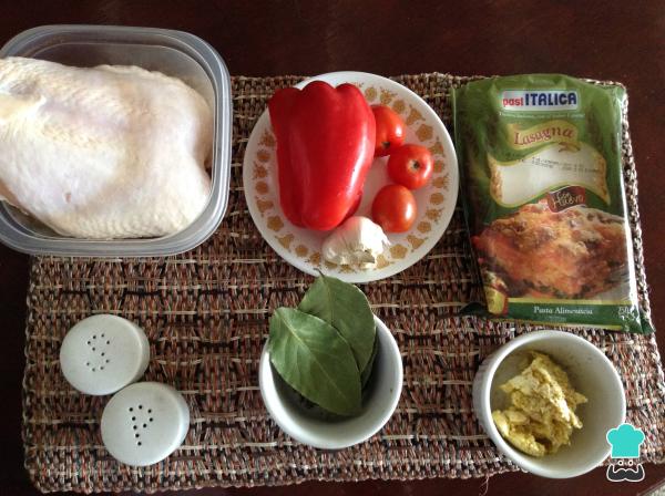 Recette de Cannellonis de Poulet à la Sauce Rouge - Étape 1