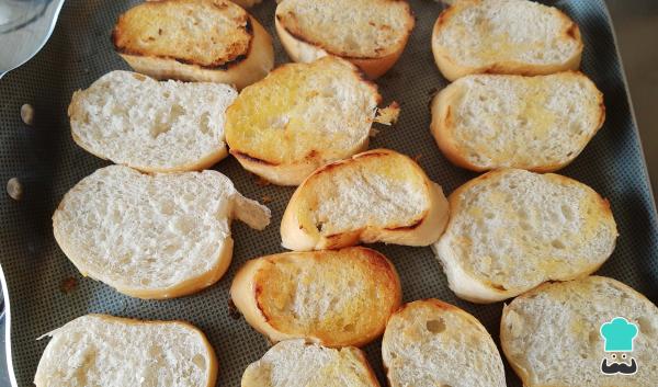 Recette de Capirotada de tres leches - Étape 2