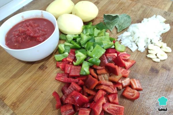 Recette de Marmitako de morue - Étape 1