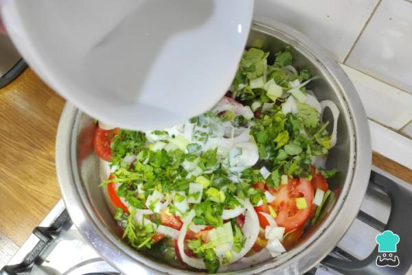 Recette de Moqueca de peixe (ragoût de poisson) - Étape 7