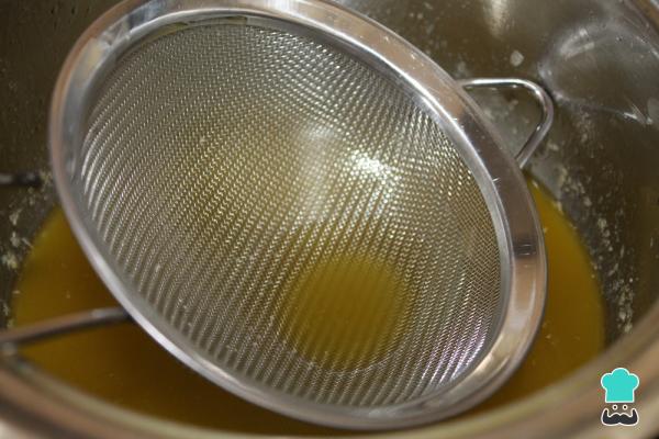 Recette de pil-pil de morue avec passoire - Étape 5