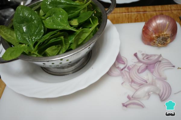 Recette Cabillaud aux épinards - Étape 1