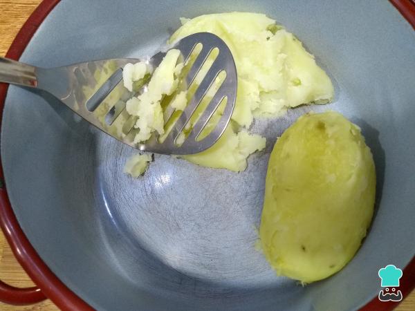Recette de gâteau à la morue - Étape 4