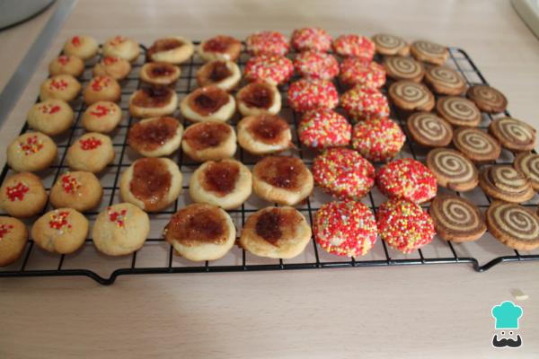 Recette de biscuits de Noël décorés - Étape 15