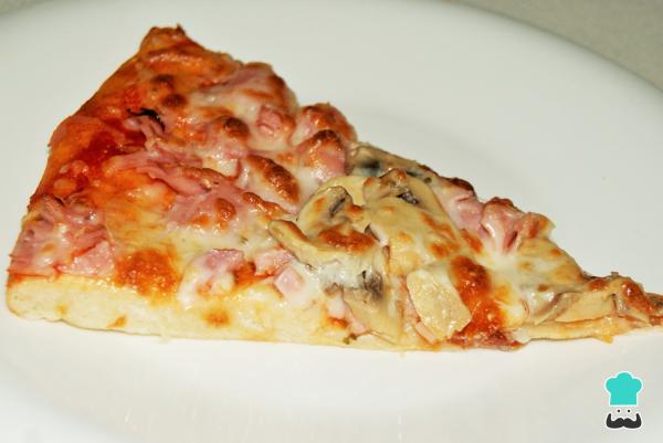 Recette de pizza au jambon, au fromage et aux champignons - Étape 6