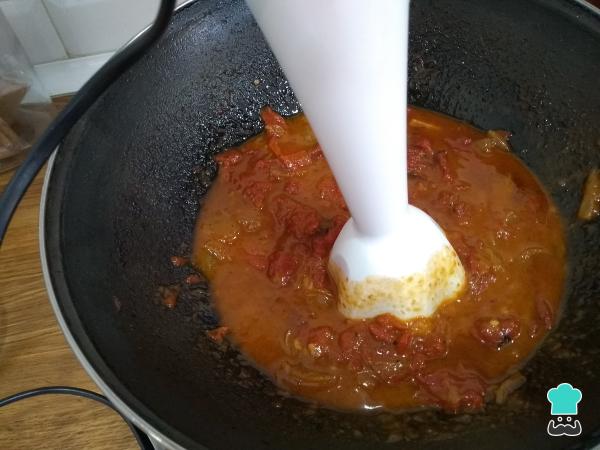 Recette de Morue à la sauce piquillo - Étape 6