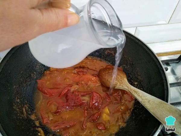 Recette de Morue à la sauce piquillo - Étape 5