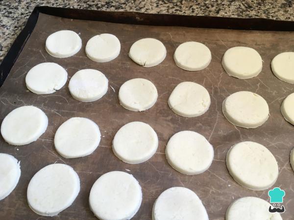 Recette d'Alfajores à la fécule de maïs sans TACC - Étape 5