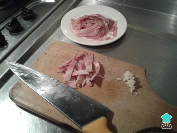 Recette Spaghetti carbonara à la crème - Étape 2