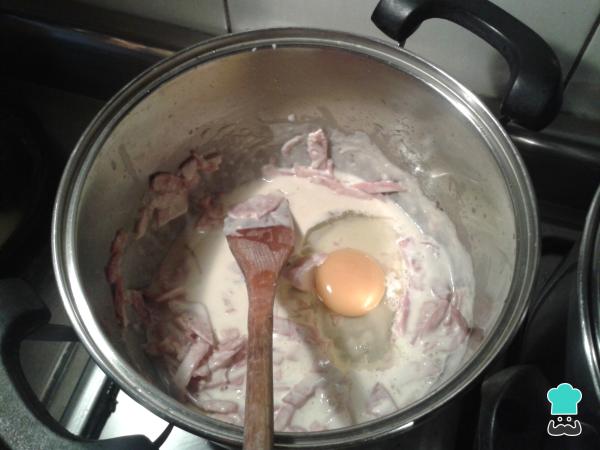 Recette Spaghetti carbonara à la crème - Étape 5