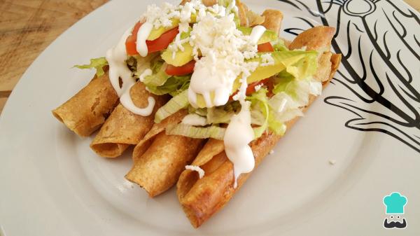 Recette de Flautas au poulet et au fromage - Étape 5