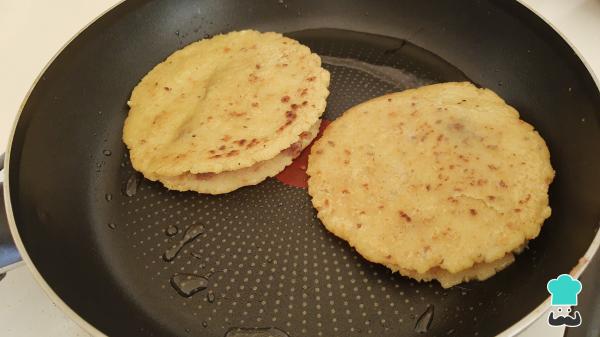 Recette de Panuchos aux œufs - Étape 6