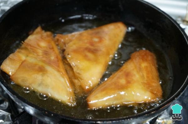 Recette de Samoussas au poulet et au curry – Étape 9