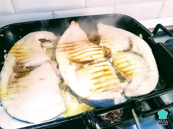 Recette d'Empereur ou d'espadon grillé - Étape 3