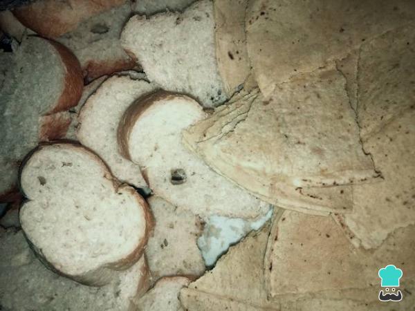 Recette de Capirotada au lait - Étape 1