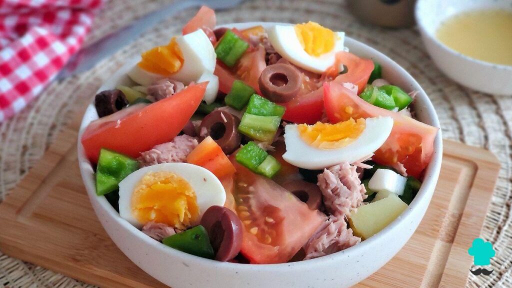 Recette Traditionnelle de Salade de Campagne : le plat le plus complet et le plus frais pour les journées chaudes
