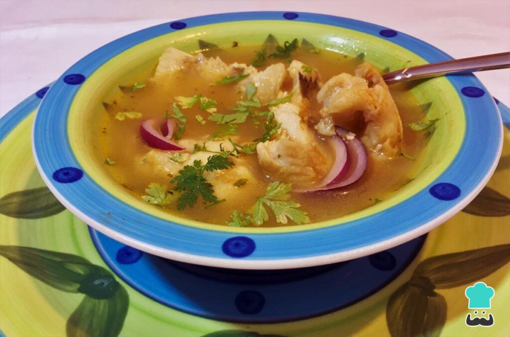 Recette d'encebollado équatorien
