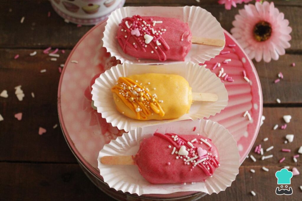 Recette de Cakesicles ou cake pops