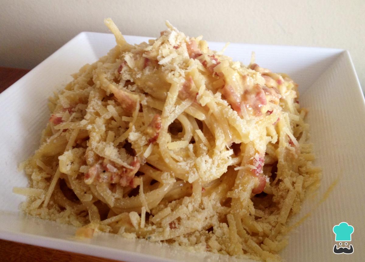 Recette de Spaghetti carbonara à la crème