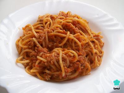 Recette de spaghettis à la bolognaise