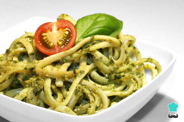 Recette facile de spaghettis au pesto
