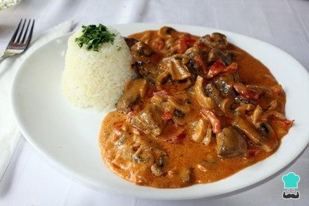 Recette originale de bœuf Stroganoff