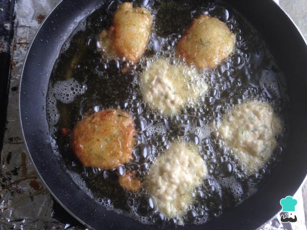 Recette de beignets de cabillaud sans levure - Étape 8