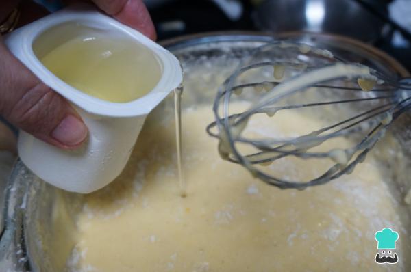 Recette de gâteau au yaourt naturel - Étape 7