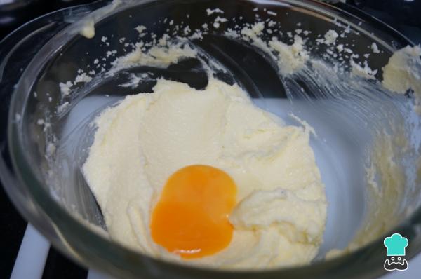Recette de gâteau aux cerises - Étape 2