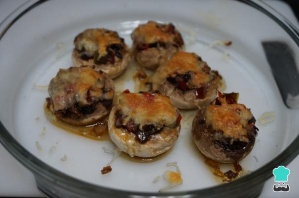 Recette végétarienne de champignons farcis - Étape 6