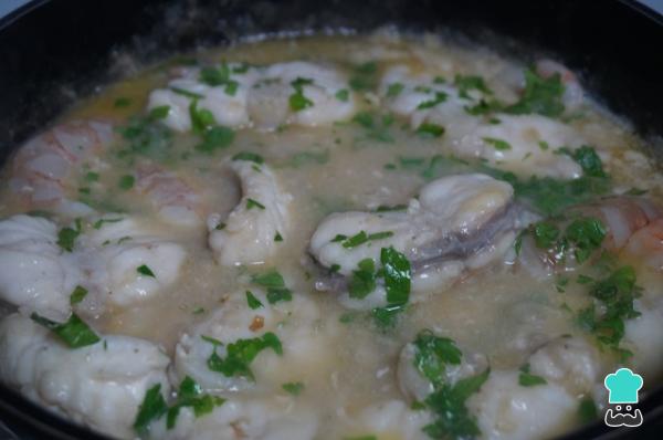 Recette de Lotte à la sauce verte - Étape 9