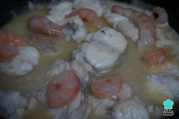 Recette de Lotte à la sauce verte - Étape 8