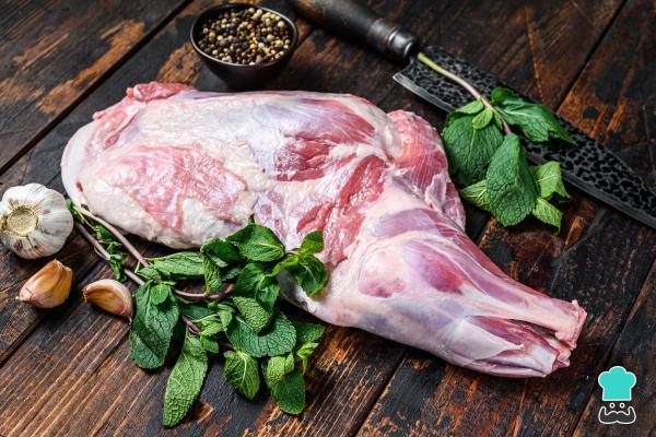 Recette d'agneau au four de grand-mère - Étape 1