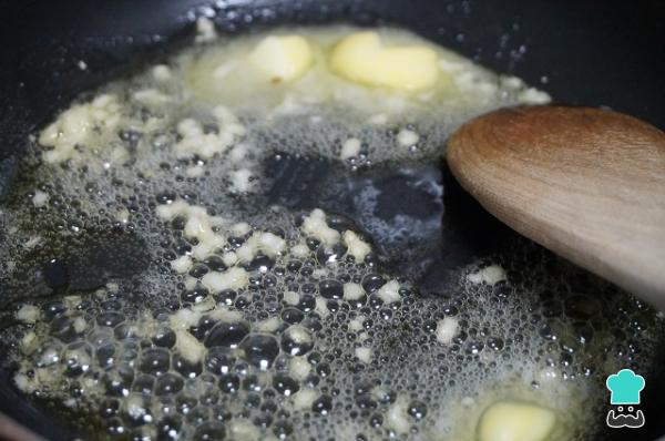 Recette de Coquillages farcis aux poissons et fruits de mer - Étape 2