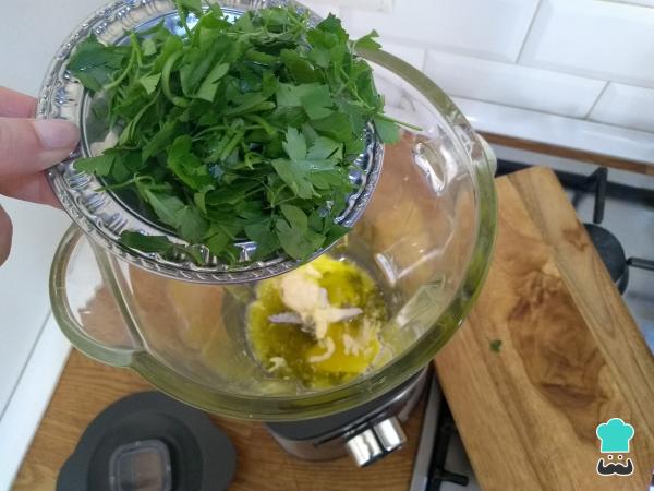 Recette de pain à l'ail et au fromage - Étape 2