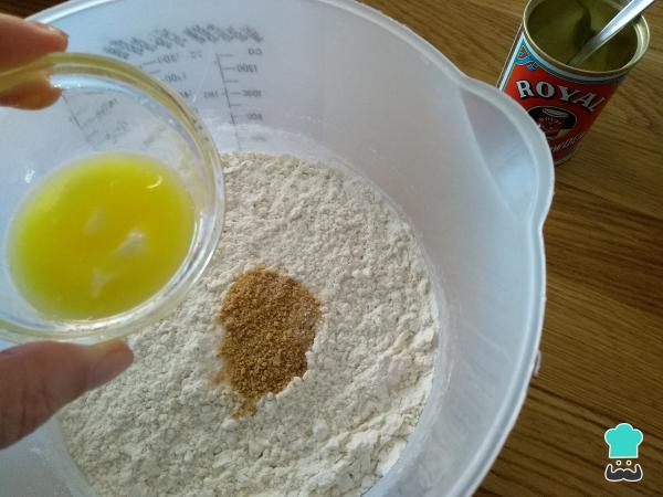 Recette de Pain à la Levure Royale ou Chimique - Étape 1
