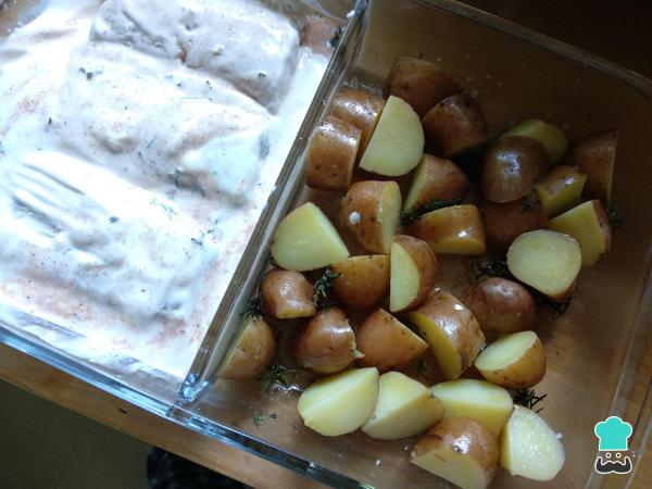 Recette de poisson au four avec pommes de terre et crème - Étape 3
