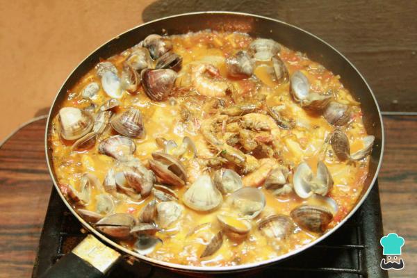 Recette d'aiguillat aux fruits de mer - Étape 12