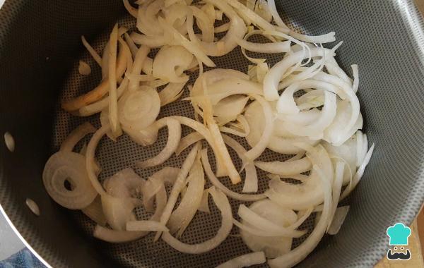 Recette de Tinga aux champignons - Étape 2