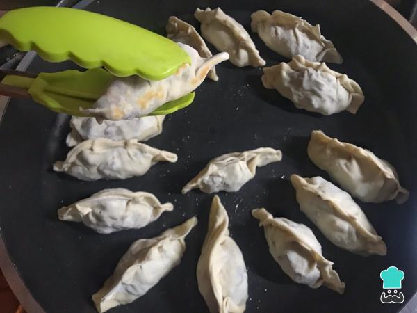 Recette de Gyozas au porc - Étape 8