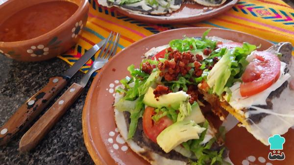 Recette de Tlayudas de Oaxaca - Étape 7