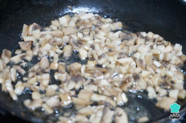 Recette de Croquettes aux Champignons - Étape 1