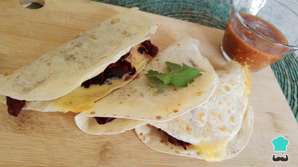 Recette de quesadillas aux fleurs jamaïcaines