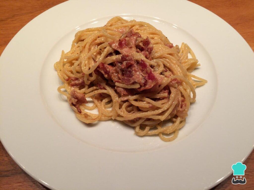 Recette de spaghetti au bacon et au fromage